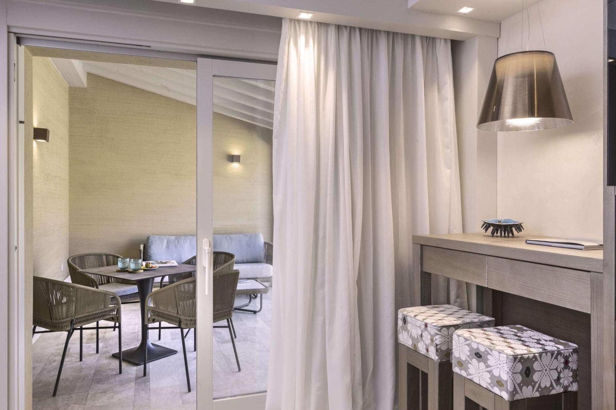 7Pines Resort Sardinia - A Destination By Hyatt Baja Cerdeña Exterior foto