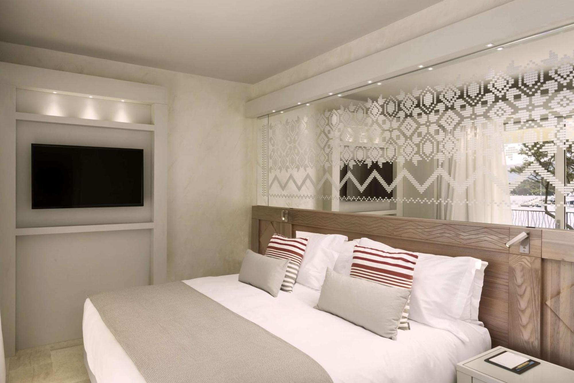 7Pines Resort Sardinia - A Destination By Hyatt Baja Cerdeña Exterior foto